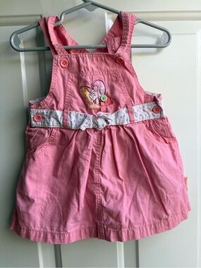 Winnie the Pooh piglet dress size 6-9M